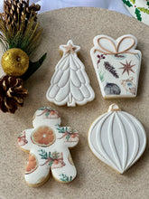 Load image into Gallery viewer, Vintage Charm
